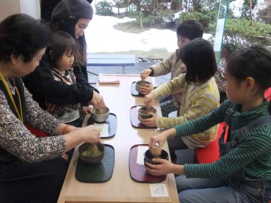 しゃかしゃかお抹茶体験